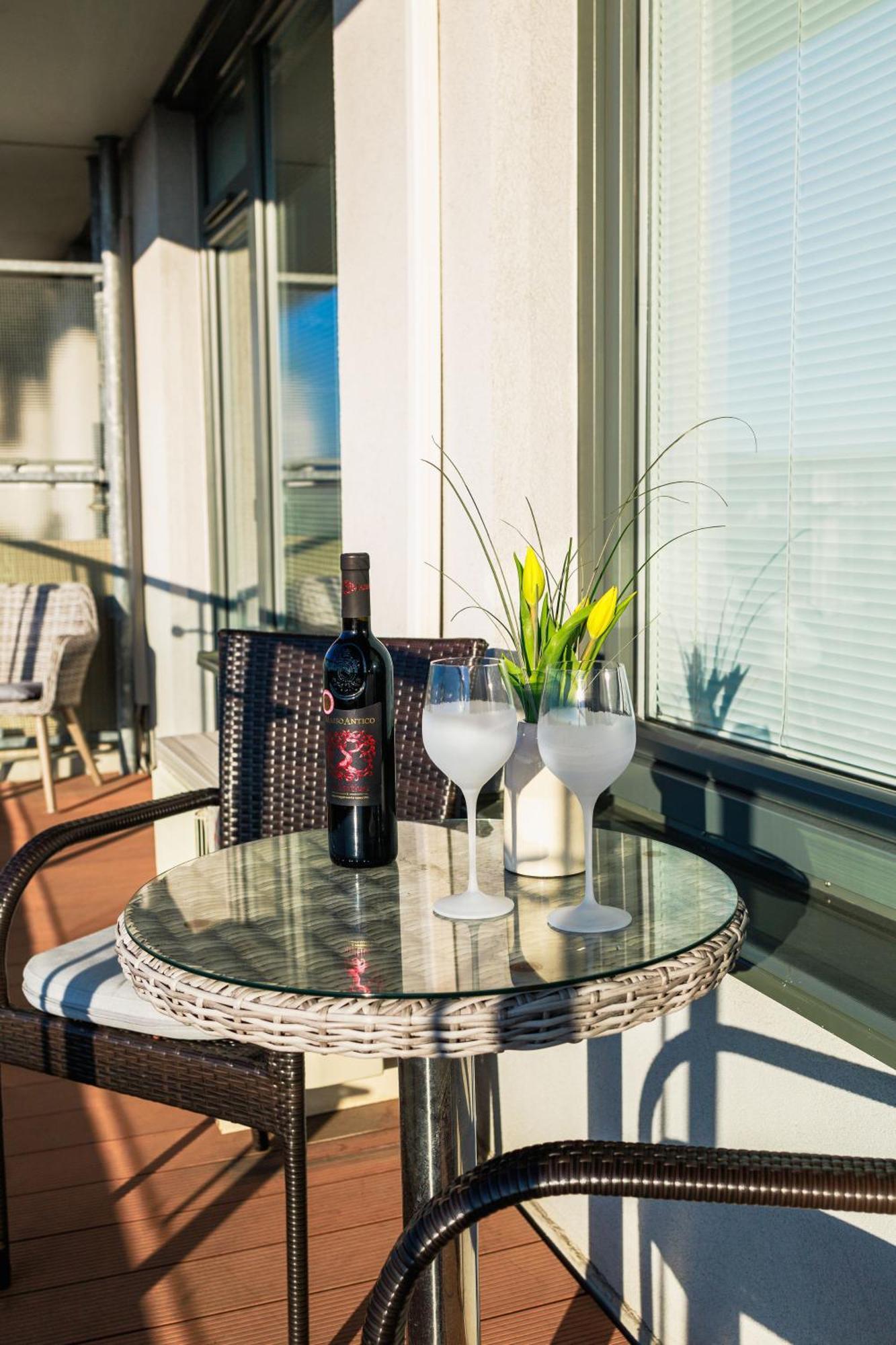 Sunny Apartment With Amazing Terrace On The 13Th Floor Near City Center Pressburg Exterior foto